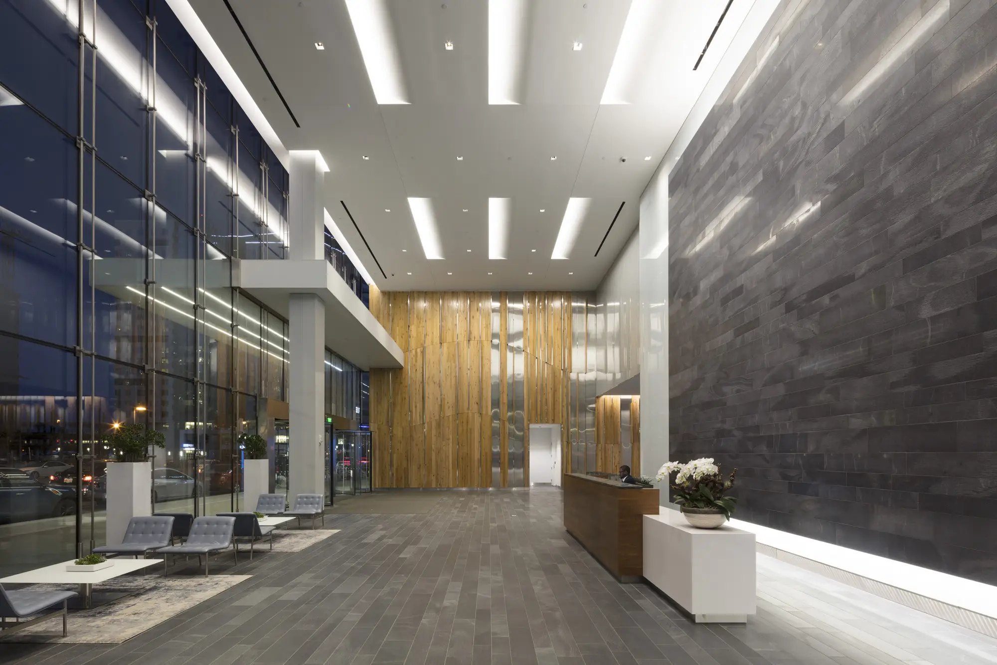 Sumesgutner 101 Seaport Blvd Boston (USA)