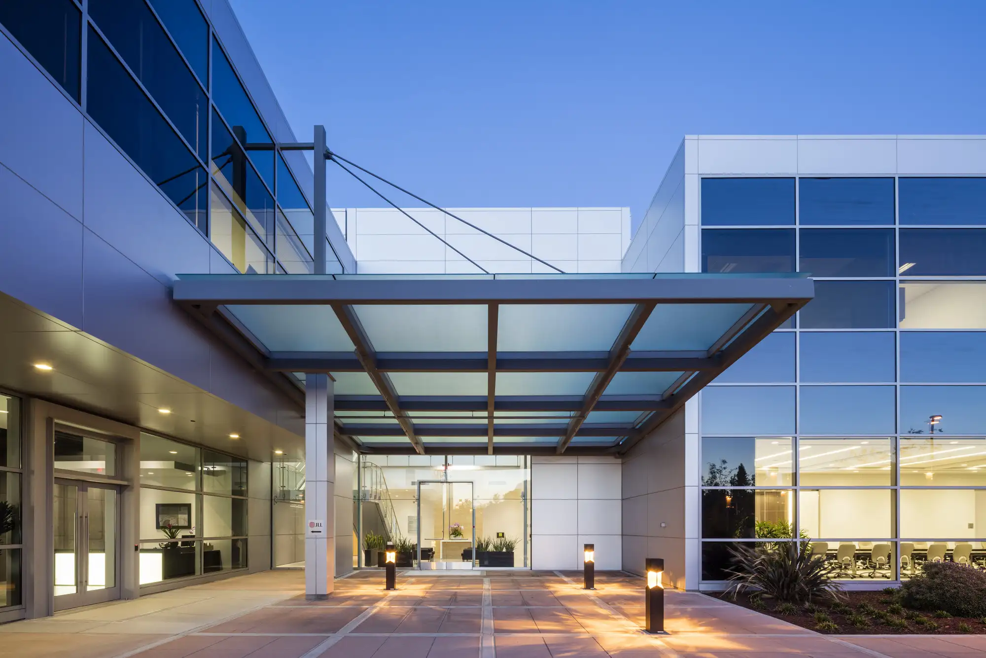Sumesgutner 4085 Campbell Avenue Menlo-Park (USA)