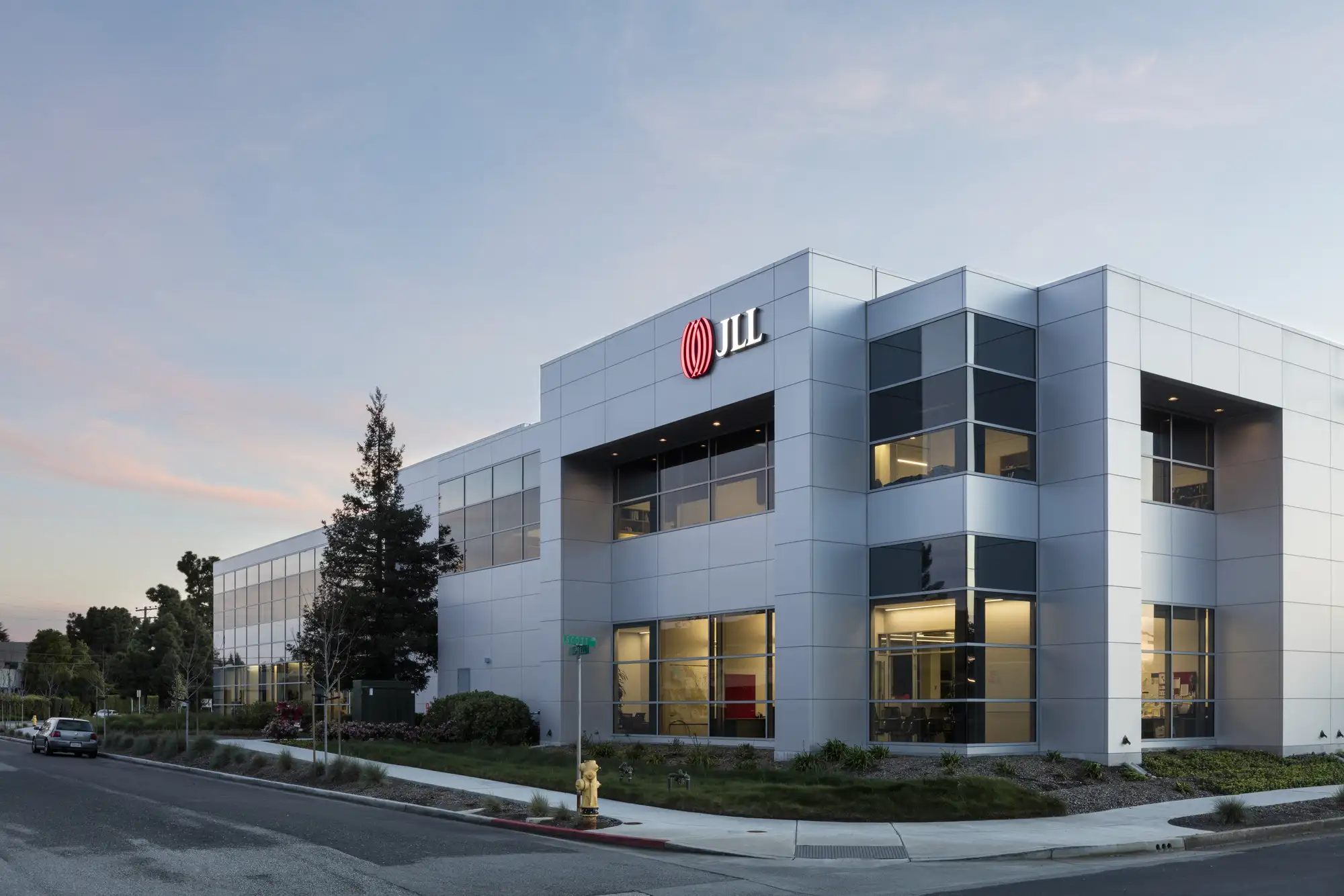 Sumesgutner 4085 Campbell Avenue Menlo-Park (USA)