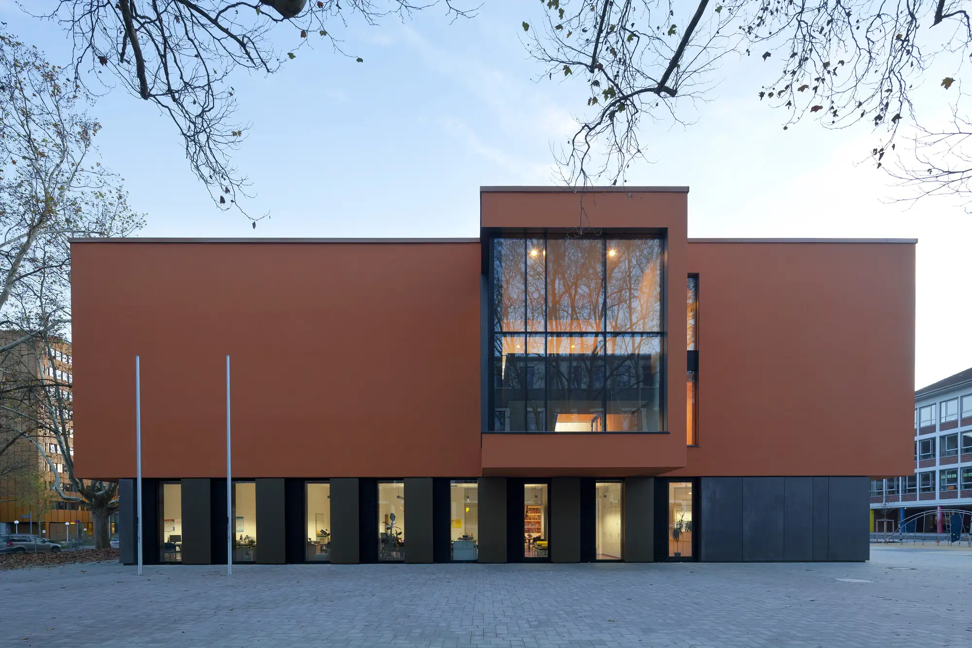 Sumesgutner Georg Büchner Schule Frankfurt (GER)