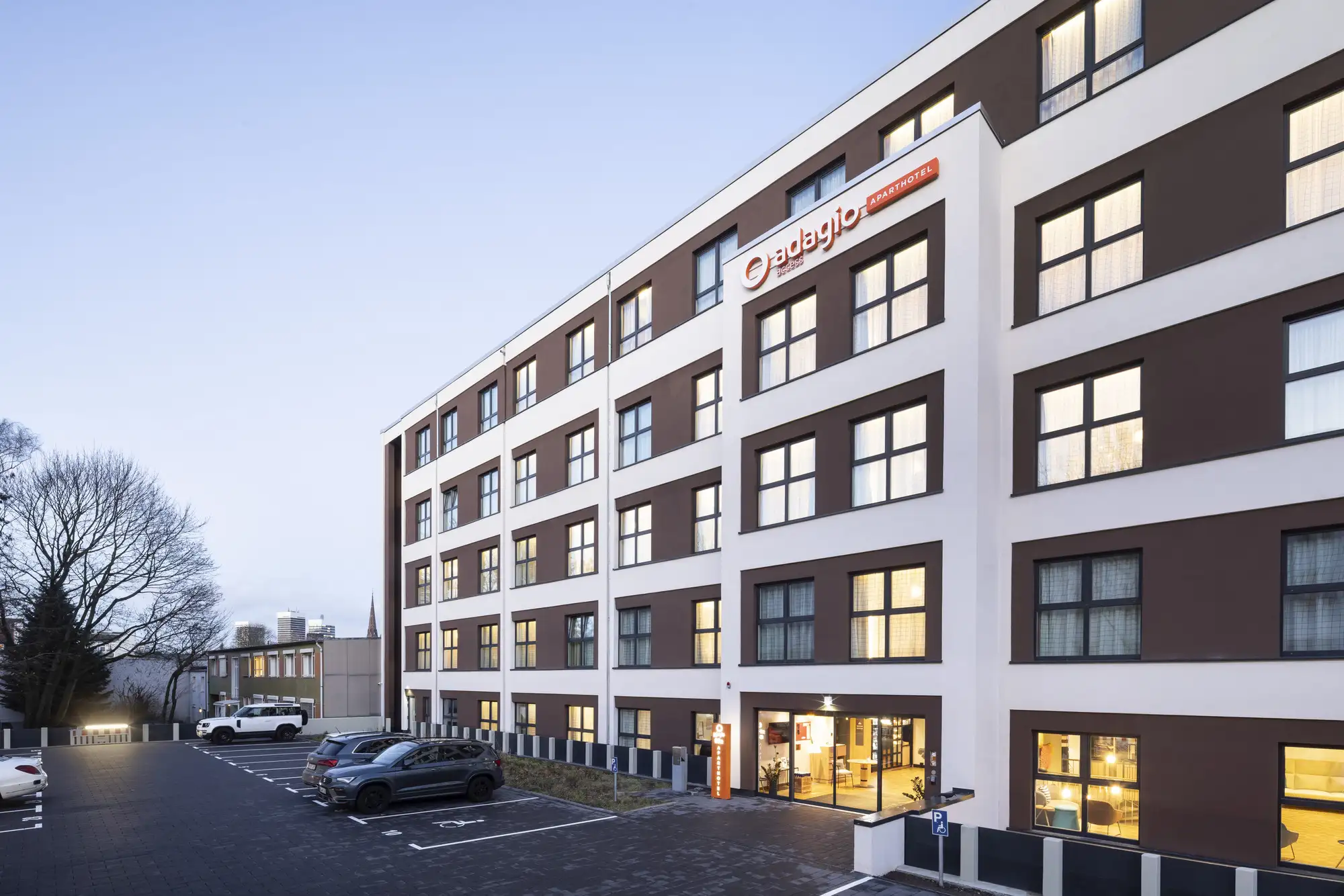 Sumesgutner Hotel Adagio Hamburg (GER)