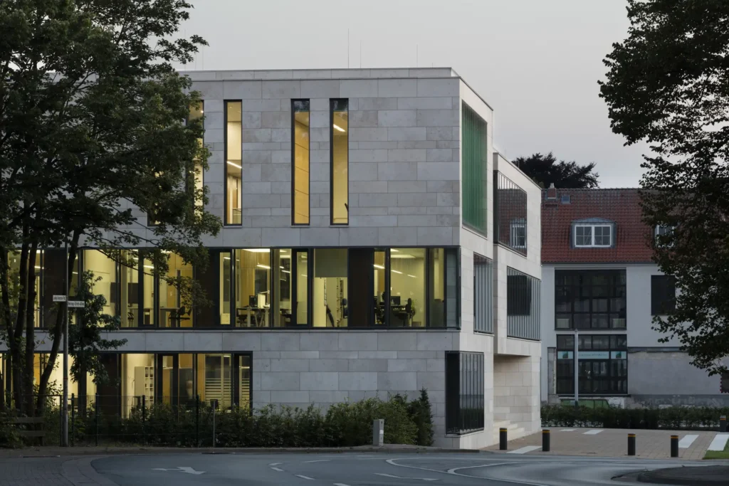 Fassade Klinker, Bürogebäude