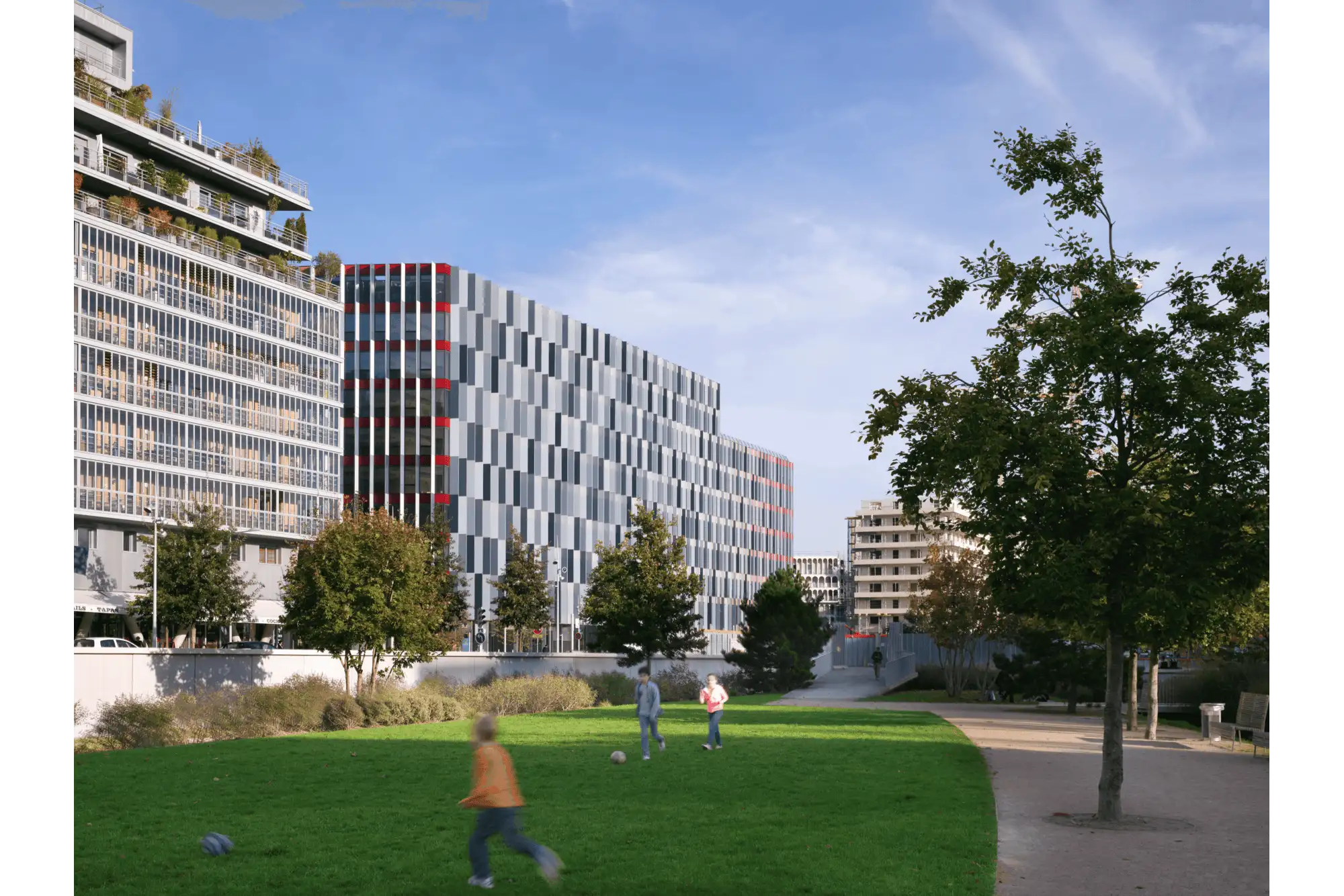 Sumesgutner KInetik Boulogne-Billancourt (FRA)